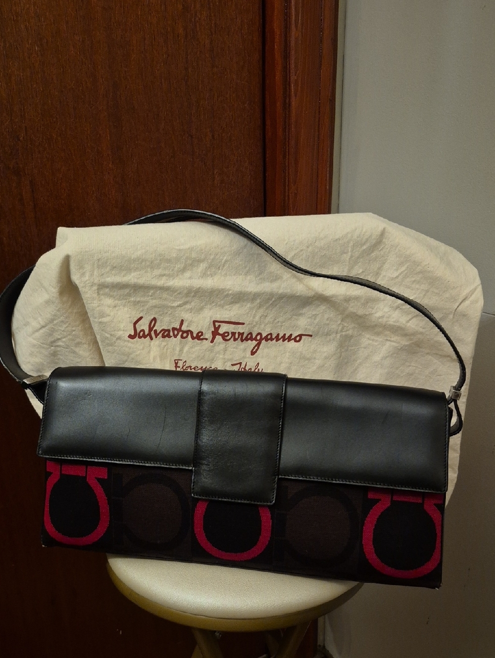 Salvatore Ferragamo Black Leather Shoulder Bag with Red & Brown Gancini Pattern